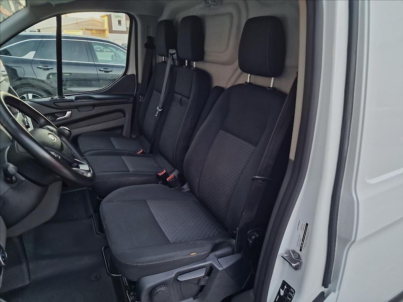 Ford Transit Custom 2.0TDCi Trend L1,ČR,1.Majitel - fotka 32 z 45