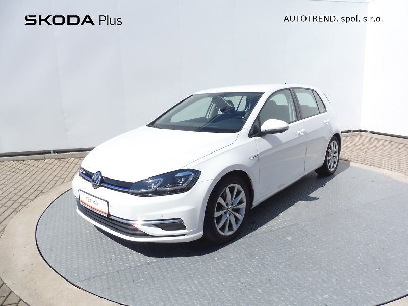 Volkswagen Golf (2019) Maraton Edition 1,5 TSI 96kW - fotka 1 z 25