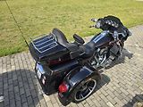 Harley-Davidson FLHTCUTG Tri Glide Ultra Classic (2022) - náhled 4