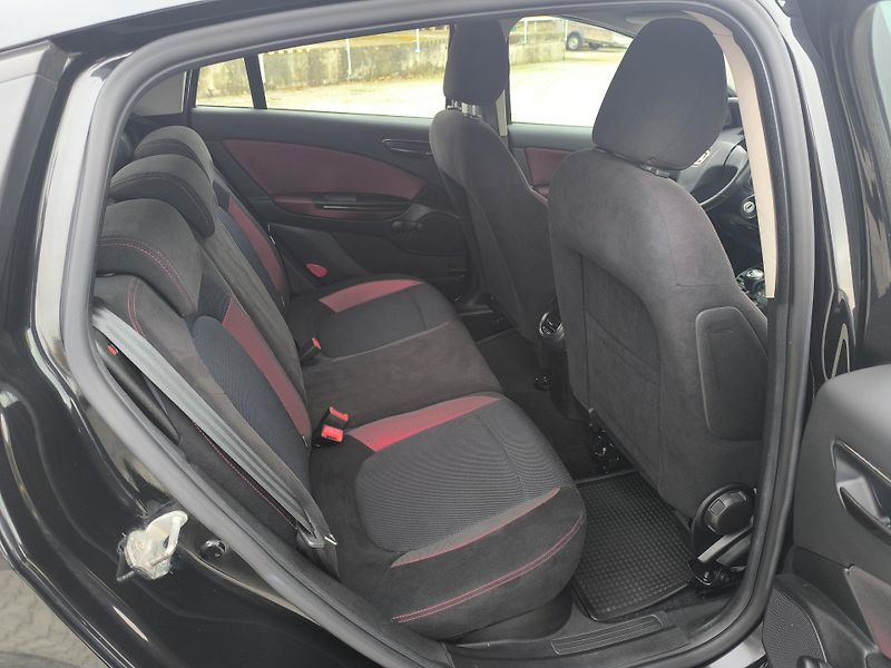 Fiat Bravo 1.4 Tjet 1.MAJ,DOL KM - fotka 13 z 28