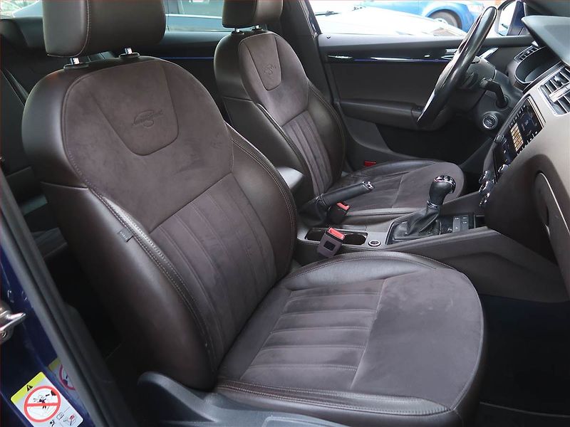Škoda Octavia (2017) Laurin&Klement 2.0 TDI, 4X4 - fotka 9 z 18