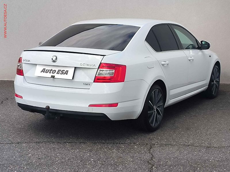 Škoda Octavia (2016) 2.0TDi 4x4, ČR, DSG - fotka 4 z 22