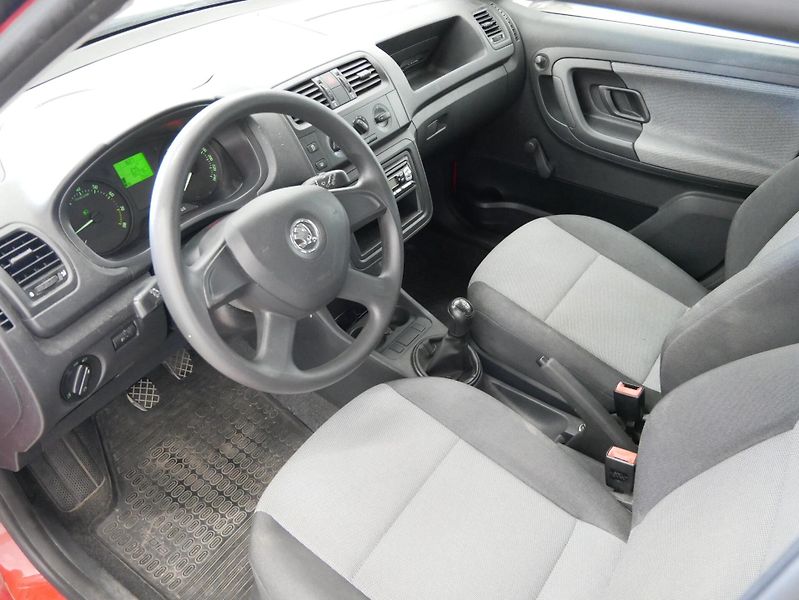 Škoda Fabia - fotka 5 z 6