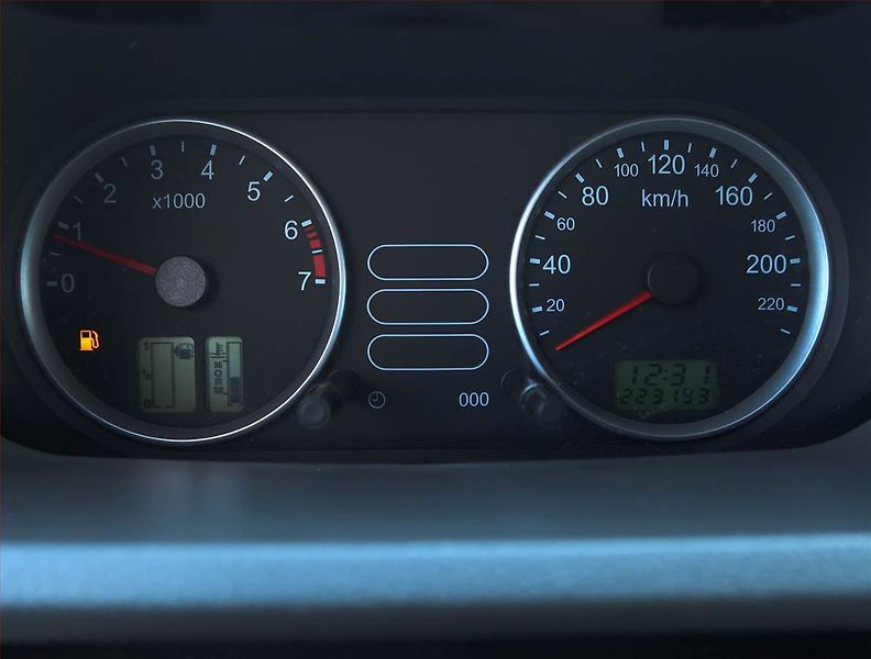 Ford Fusion (2004) 1.4, nová STK, slušný stav - fotka 11 z 13