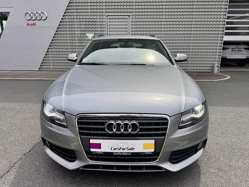Audi A4 (2010) 2.0 TDI 3xS line Sportpaket!!! - fotka 2 z 14