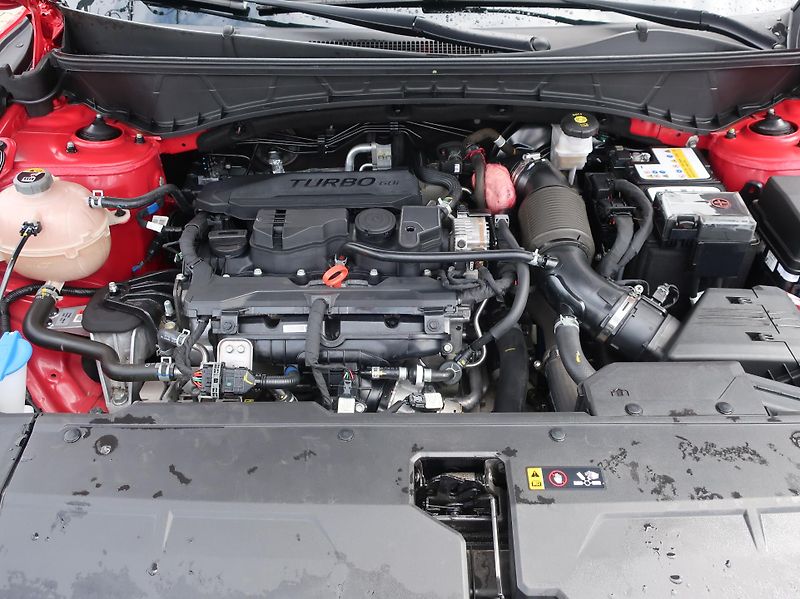 Hyundai Tucson 1.6T-GDi 110kW REZERVACE - fotka 22 z 24