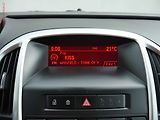 Opel Astra (2012) 1.4T Sports Tourer, ČR, AC - náhled 15