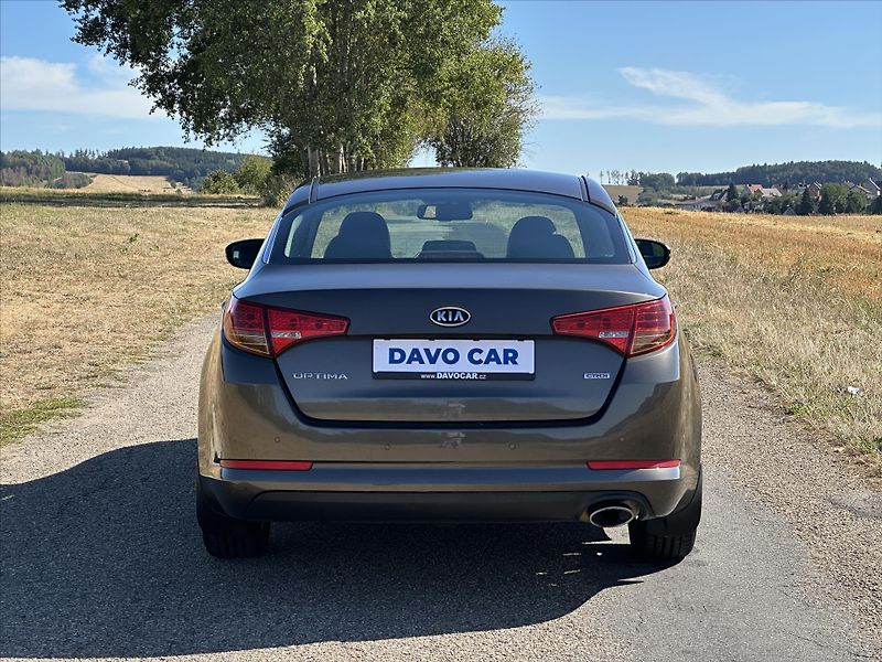 Kia Optima 1,7 CRDi 100kW Exclusive CZ - fotka 6 z 31