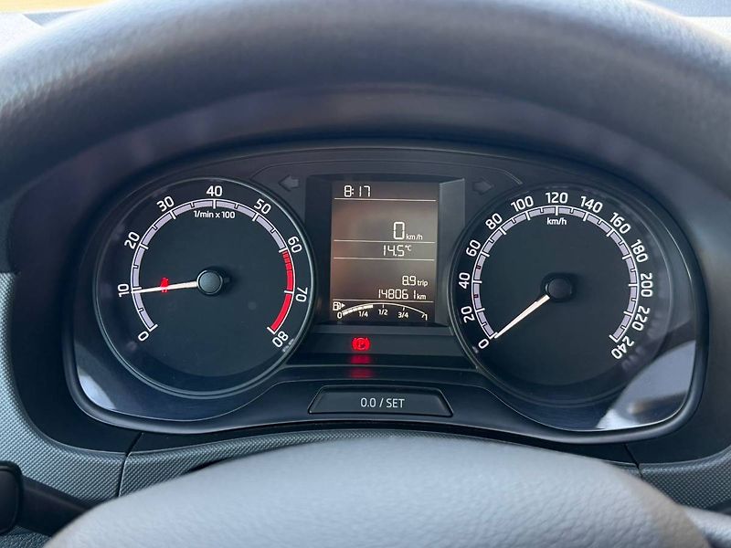 Škoda Fabia Active 1,0 TSI 70 kW 5° MP - fotka 22 z 28