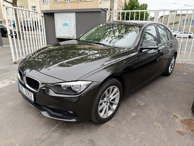 BMW Řada 3 320i xDrive, 1.majitel - fotografie inzerátu