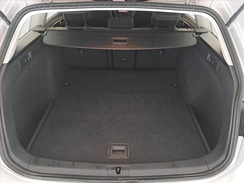 Volkswagen Golf (2017) 1.0 TSI, Tempomat - fotka 14 z 15