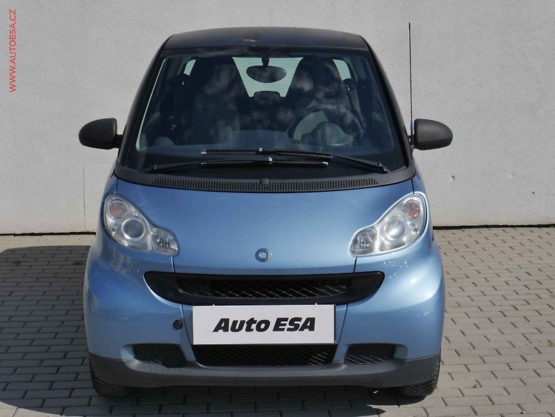 Smart Fortwo (2012) 1.0i, AT - fotka 2 z 12