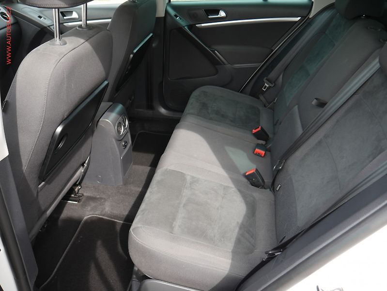 Volkswagen Tiguan (2012) 2.0TDi 4x4, ČR, Bixen, AC - fotka 10 z 19