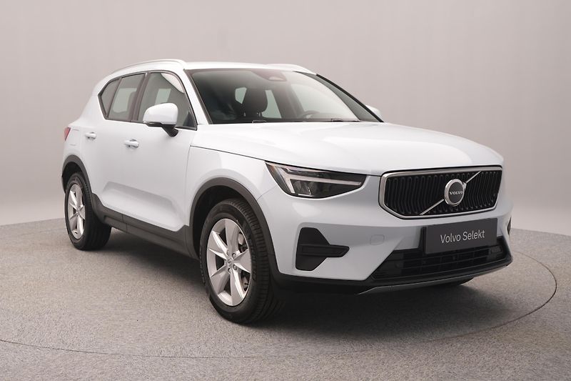 Volvo XC40 B3 CORE AUT CZ 1.maj - fotka 12 z 40
