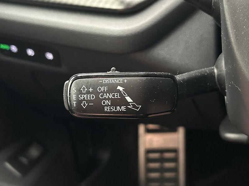 Škoda Octavia 2.0 TDI RS - fotka 24 z 33