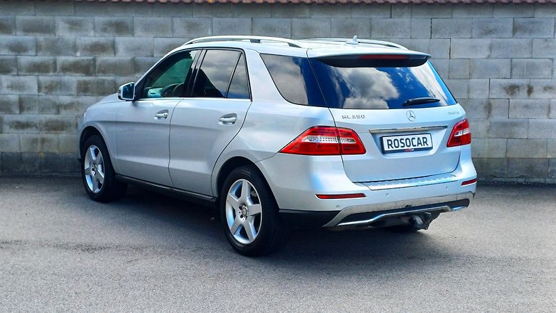 Mercedes-Benz Třídy M ML 350CDI 190kW NEHAV-NELAK-ČR - fotka 7 z 25
