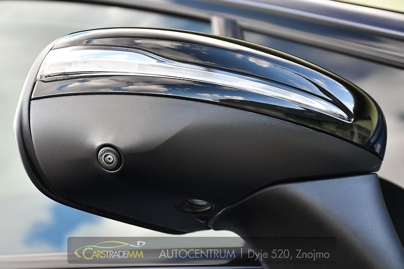 Mercedes-Benz EQE 500 4M PANOR HYPERSCREEN - fotka 58 z 62