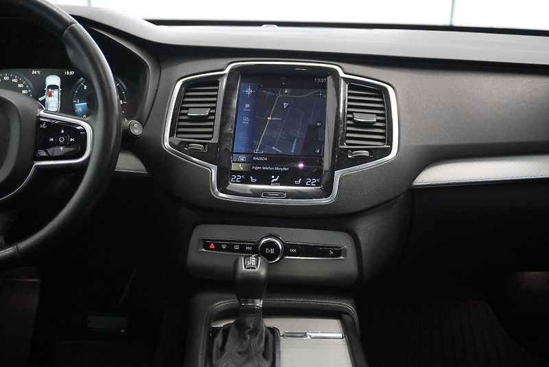 Volvo XC90 D5 AWD AUT. INSCRIPTION - fotka 25 z 34