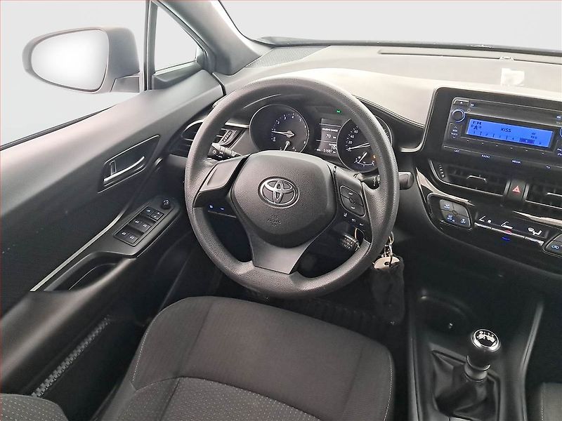 Toyota C-HR (2018) 1.2 Turbo, Serv.kniha - fotka 7 z 16