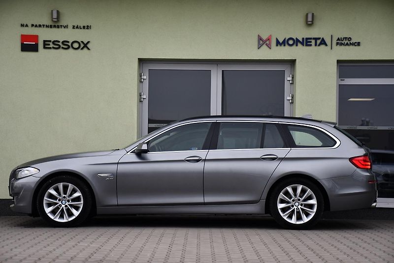 BMW Řada 5 530d xDrive ČR 2xKOLA - fotka 3 z 47