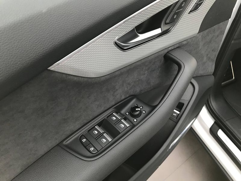 Audi Q7 (2025) SUV 50 Sline Quattro 8TT 3,0TD - fotka 12 z 19