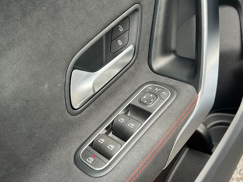 Mercedes-Benz Třídy A A 200d AMG line - fotka 24 z 29
