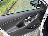 Hyundai i30 1,5 i Family Comfort - náhled 11