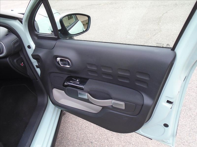Citroën C3 1,2 - fotka 19 z 25