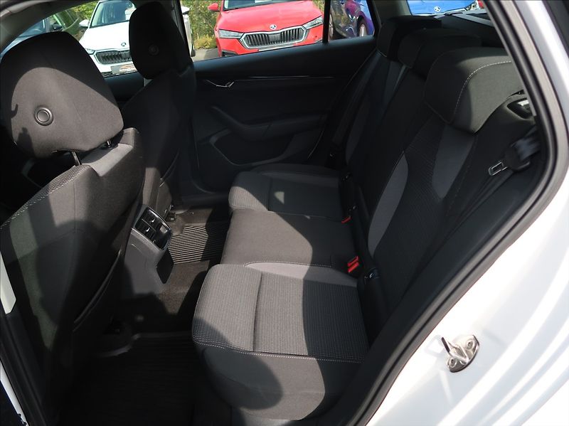 Škoda Octavia 2,0 TDi,110kW,1majČR,Serv.,DPH - fotka 18 z 25