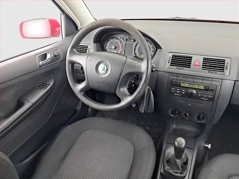 Škoda Fabia (2005) 1.2 12V, po STK - fotka 7 z 14
