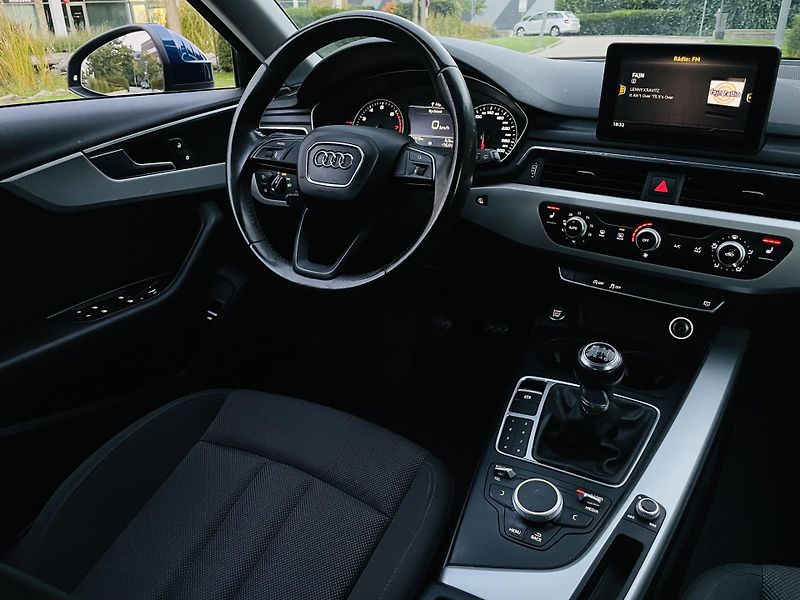 Audi A4 1.4TFSI MANUÁL TAŽNÉ SERVISKA - fotka 25 z 43