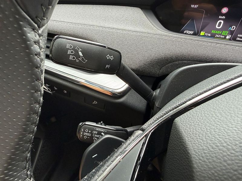 Škoda Enyaq 82 kWh/Tepelné čerpadlo/Tažné/ - fotka 33 z 44