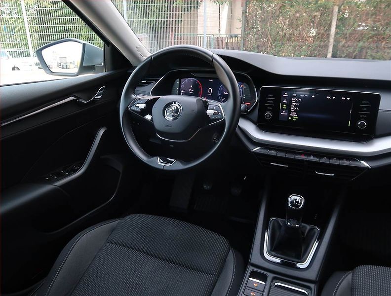 Škoda Octavia (2023) Ambition 2.0 TDI - fotka 7 z 18
