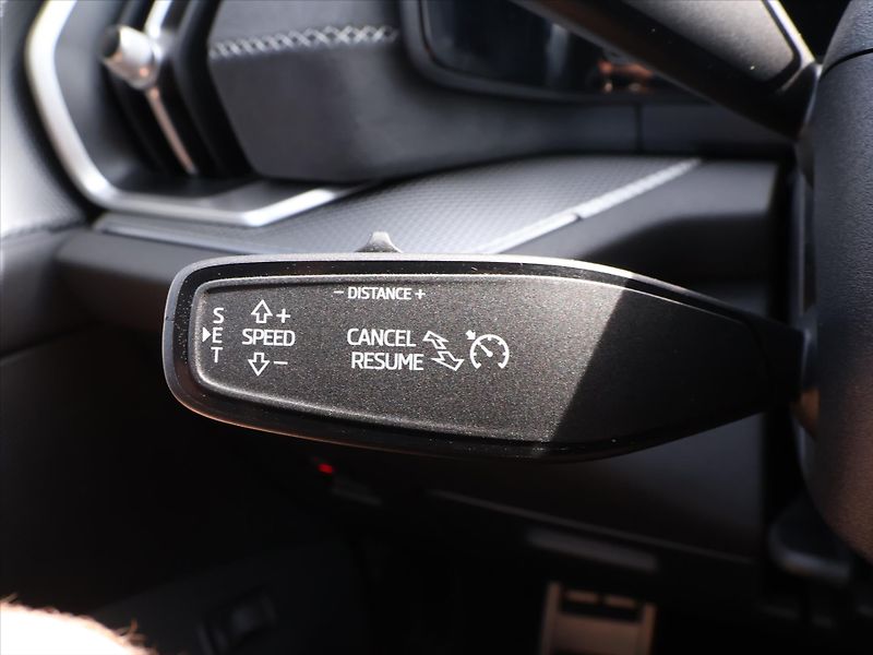 Škoda Kodiaq 2,0 TDI DSG 4x4 Sportline 7-Mí - fotka 23 z 34