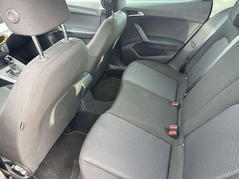 Seat Arona (2024) 1.0 TSI Style - fotka 8 z 28