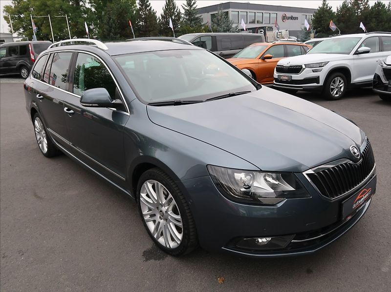 Škoda Superb 2,0 TDi,103kW,NovéČR,Elegance - fotka 2 z 28