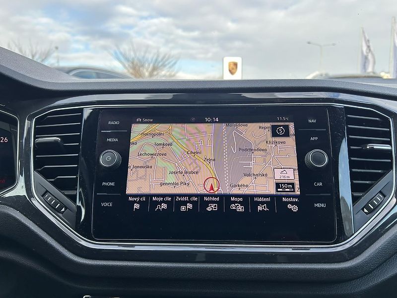 Volkswagen T-Roc 2.0 TDi DSG - fotka 26 z 27