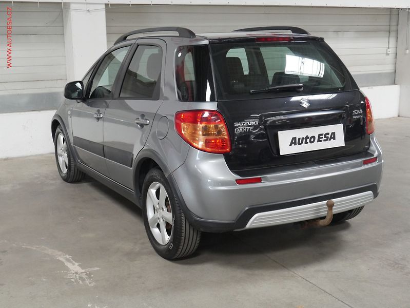 Suzuki SX4 (2006) 1.9 D, AC, výhřev sed - fotka 4 z 20