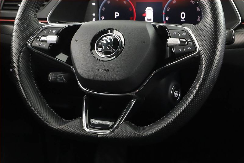 Škoda Superb (2022) Sportline 2.0 TDI - fotka 8 z 21