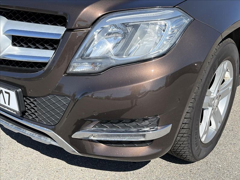 Mercedes-Benz GLK 3,0 350 CDI 195kW 4M,Navi,Kůže - fotka 36 z 40