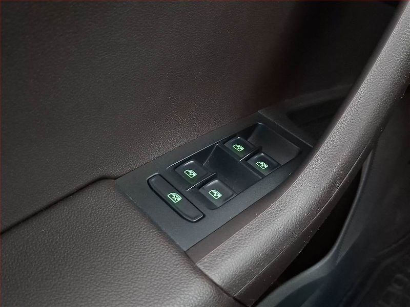 Škoda Octavia (2019) Scout 2.0 TDI, 4X4, Automat - fotka 18 z 18