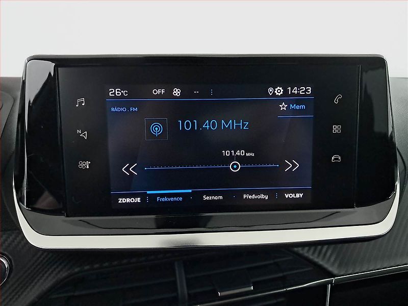 Peugeot 2008 (2021) 1.2 PureTech, Serv.kniha - fotka 13 z 19
