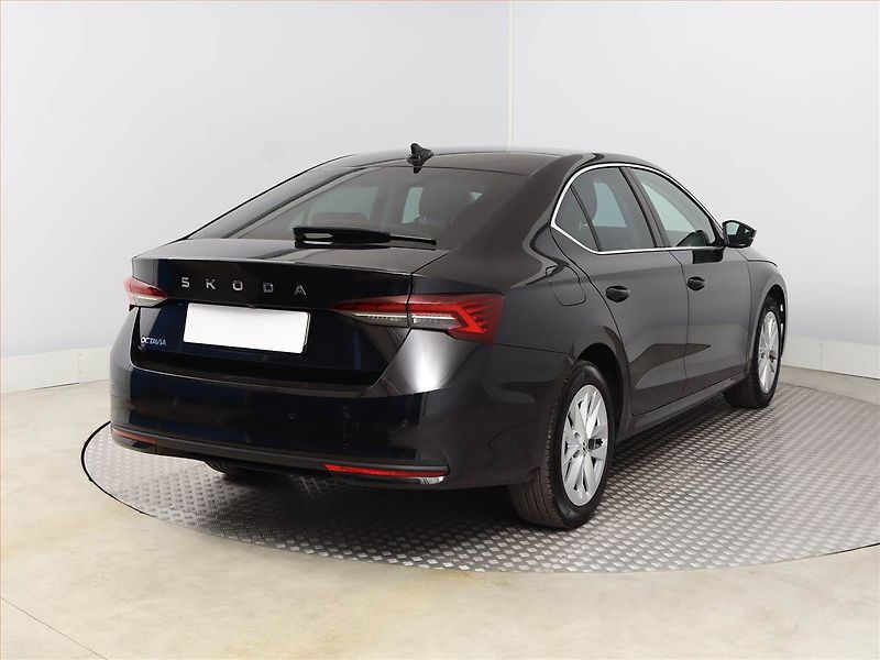 Škoda Octavia (2024) 2.0 TDI - fotka 5 z 19