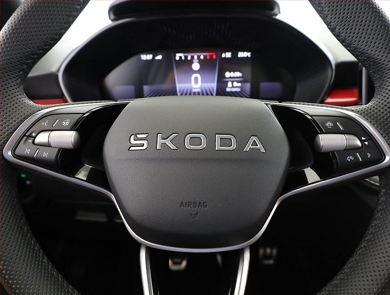 Škoda Fabia (2025) Monte Carlo 1.0 TSI - fotka 8 z 21