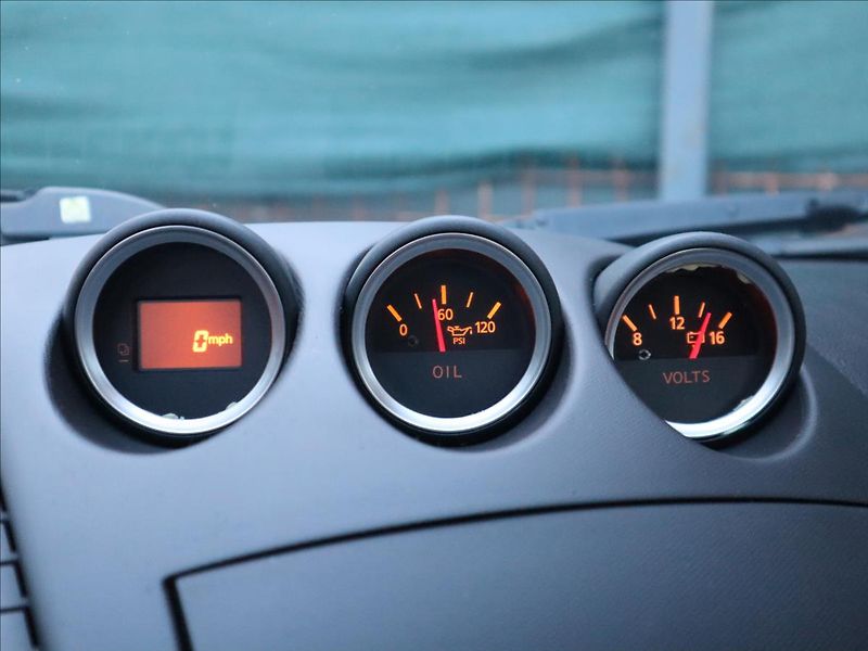 Nissan 350 Z 3,5 Coupe VQ35DE Automat - fotka 10 z 20
