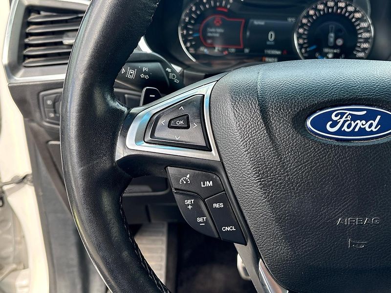 Ford Edge (2019) - fotka 17 z 19