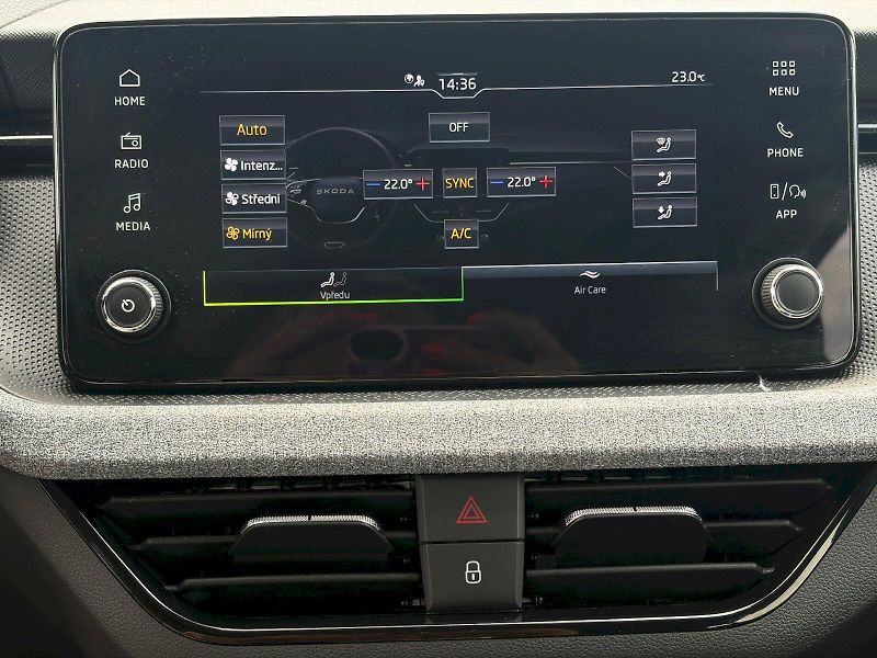 Škoda Scala (2025) 1.0 TSI / 85kW / SELECTION - fotka 28 z 32