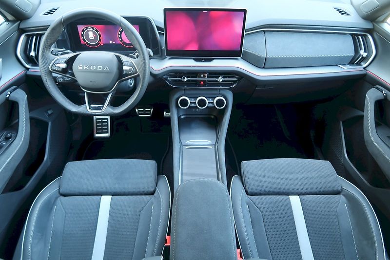 Škoda Kodiaq (2025) SportLine 2,0 TSi/150 kW 4X4 - fotka 10 z 32