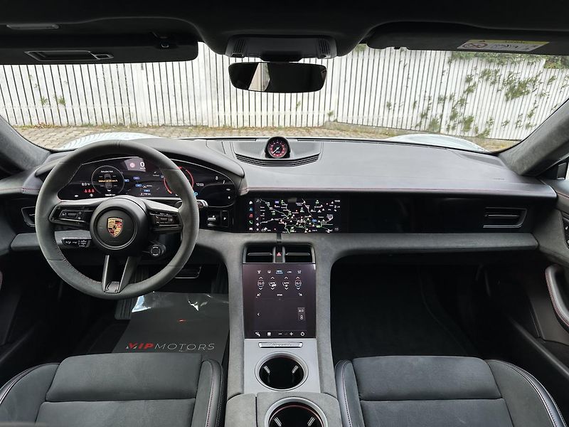 Porsche Taycan GTS-LIFT-SPORT TURISMO-ZÁRUKA - fotka 13 z 35