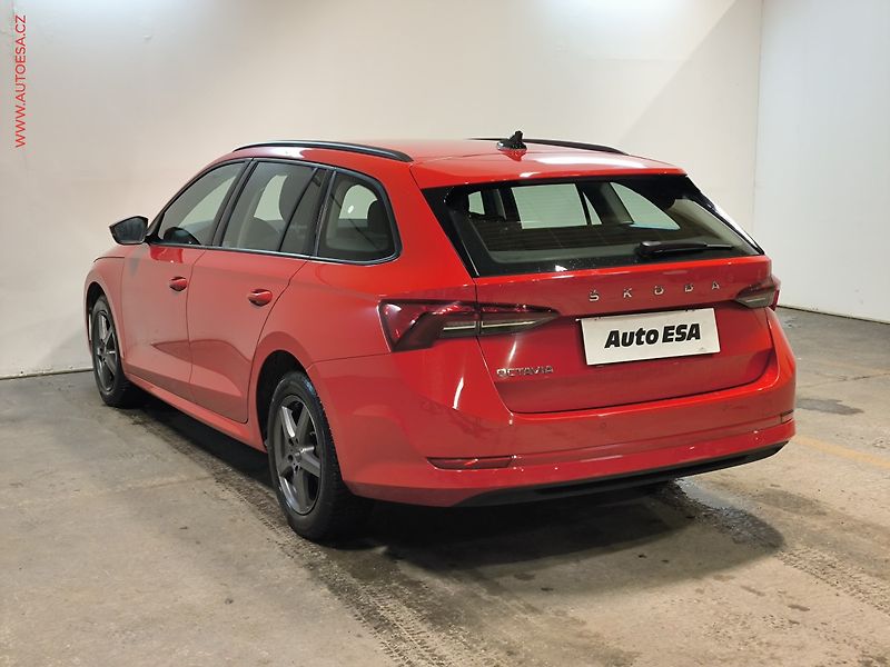 Škoda Octavia (2021) 2.0 TDi, ČR, Ambition, LED - fotka 4 z 17
